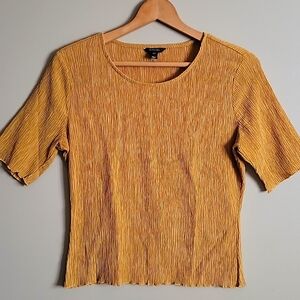 RW&CO. Mustard Yellow Fitted Ribbed Short Sleeve Tee